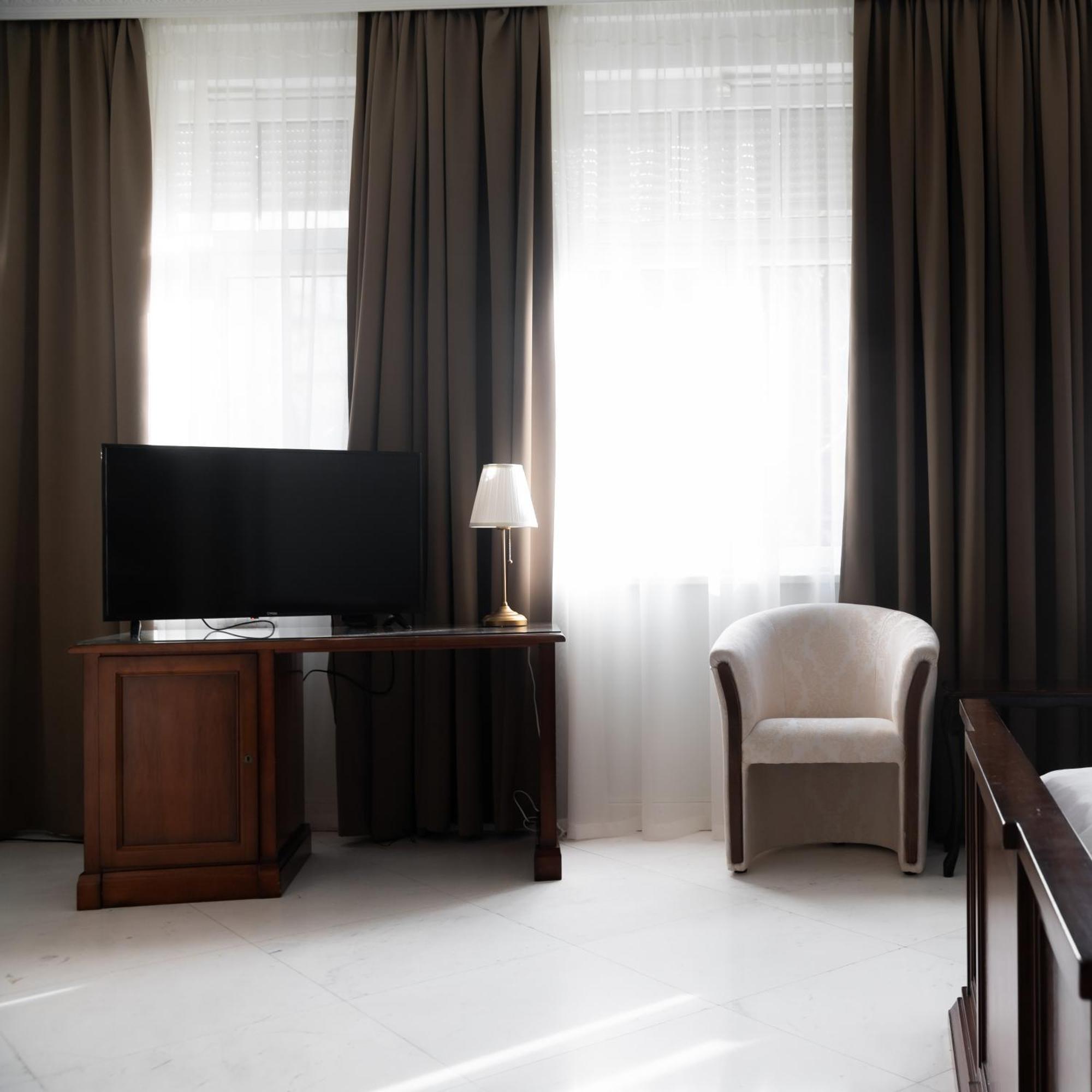 Garni Hotel Helvetia Beograd Eksteriør bilde