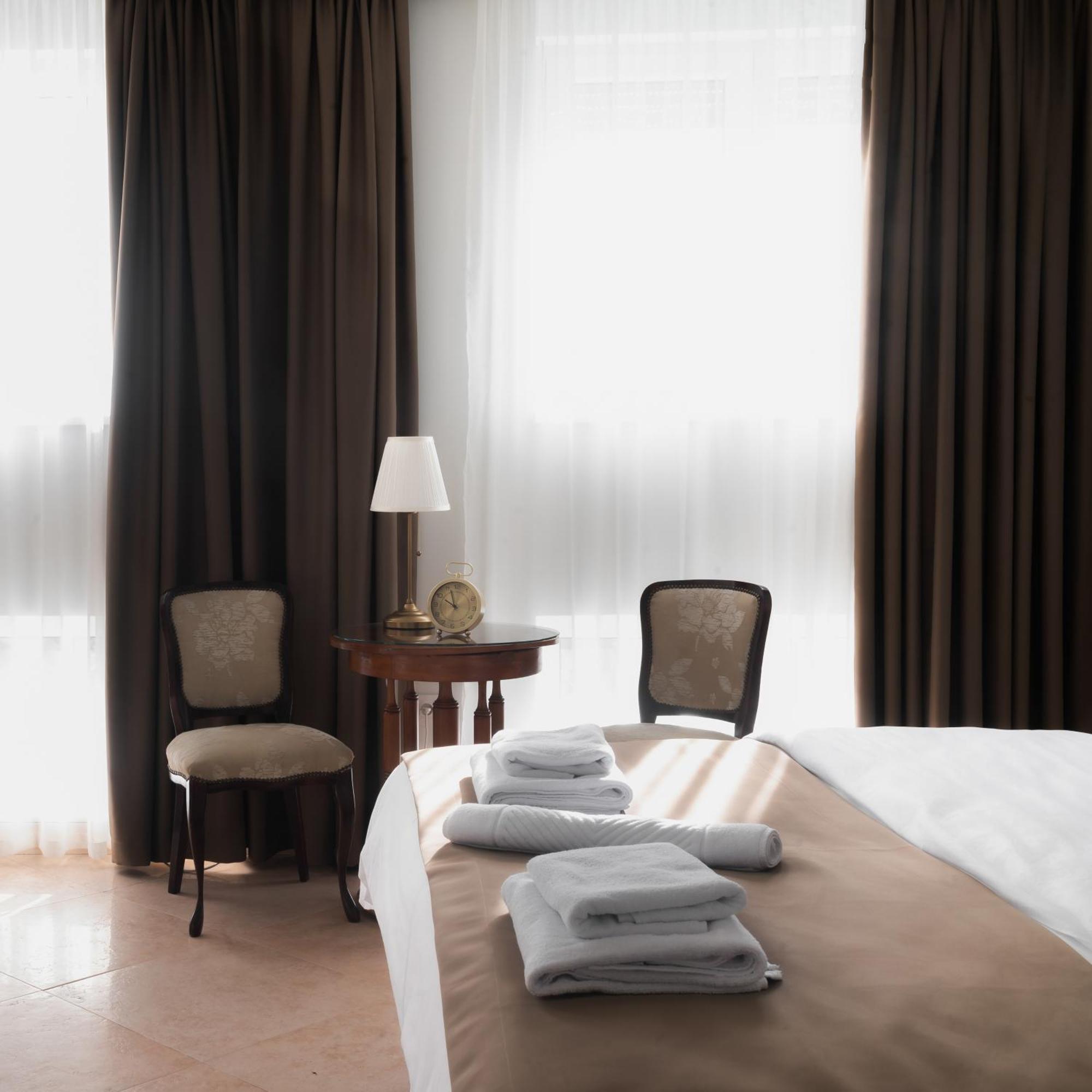Garni Hotel Helvetia Beograd Eksteriør bilde